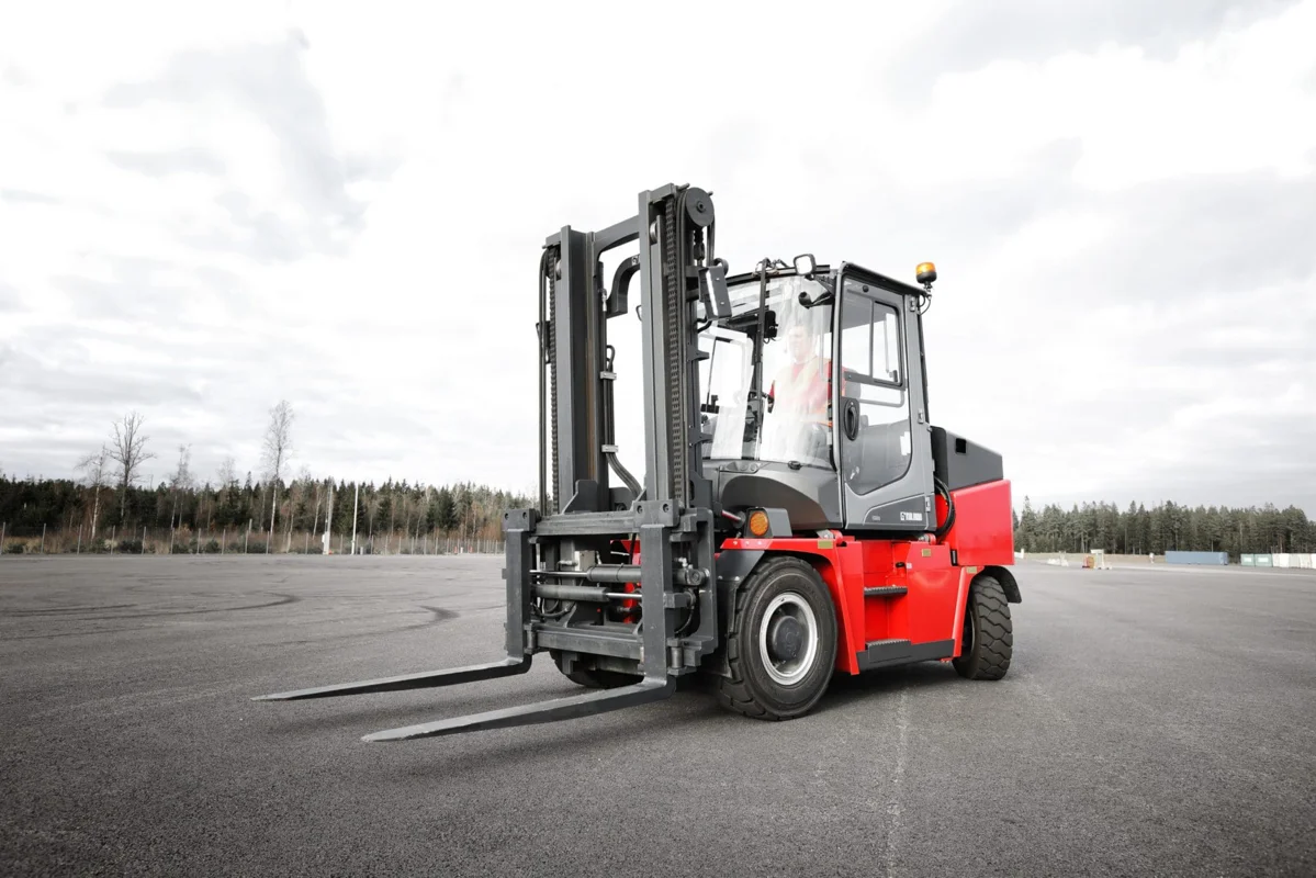 Forklift Seçim Rehberi: Sıfır ve İkinci El Kapasite, Akü ve Asansör Karşılaştırması