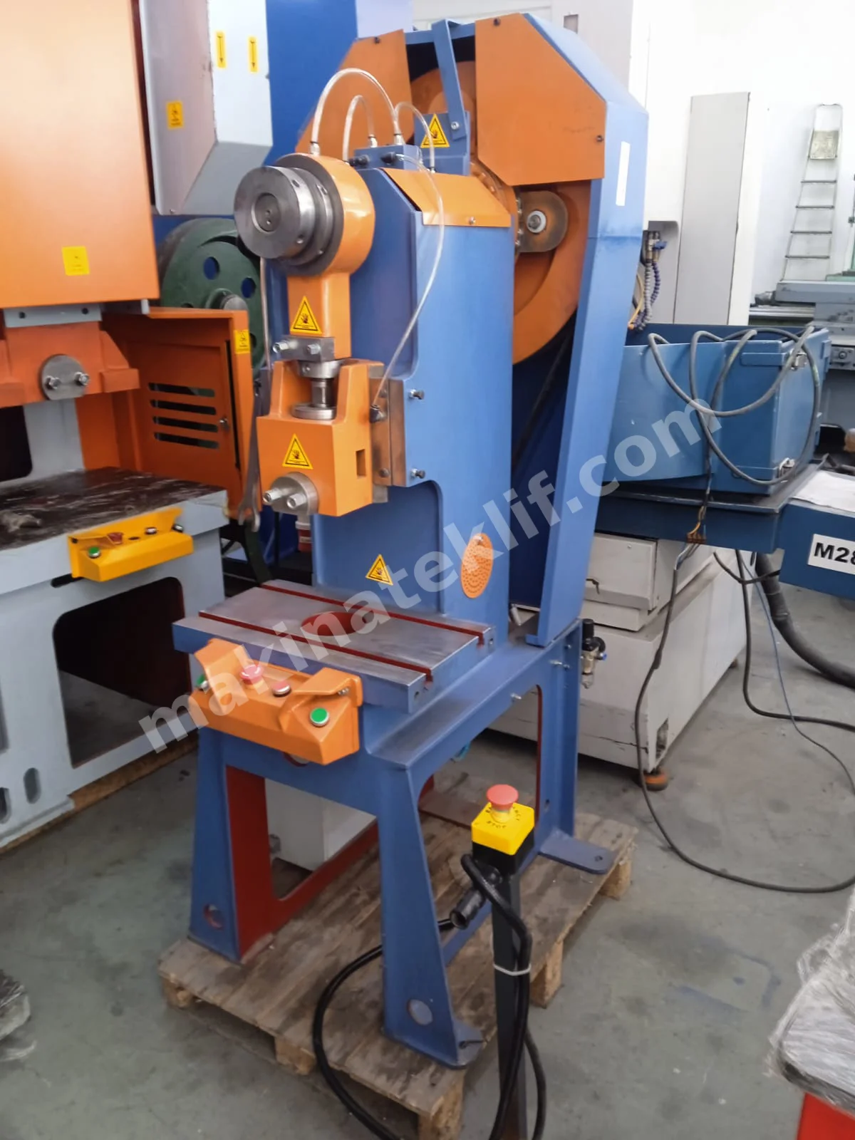 15-Ton Air Clutch Eccentric Press