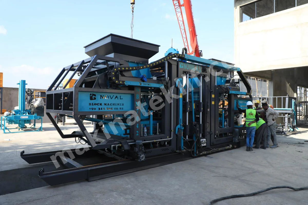 42-Station Concrete Paver and Block Machine