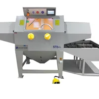 St8xl Döner Tablalı, Yıkama Havuzlu Sehpalı Manuel Sulu Kumlama Makinası