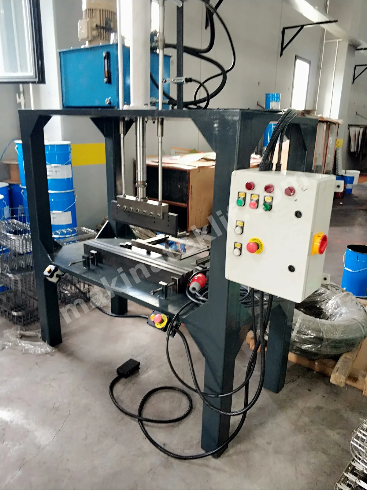 Net Makina Hidrolik Tel Büküm Presi