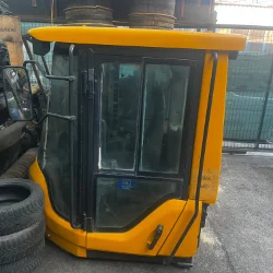 Volvo L220F Wheel Loader with Fully Enclosed Cab