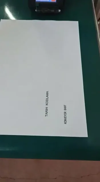 Tarih Kodlama Uyumlu Hız Ayarlı Konveyör Bant